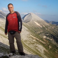 Radu Ux's avatar